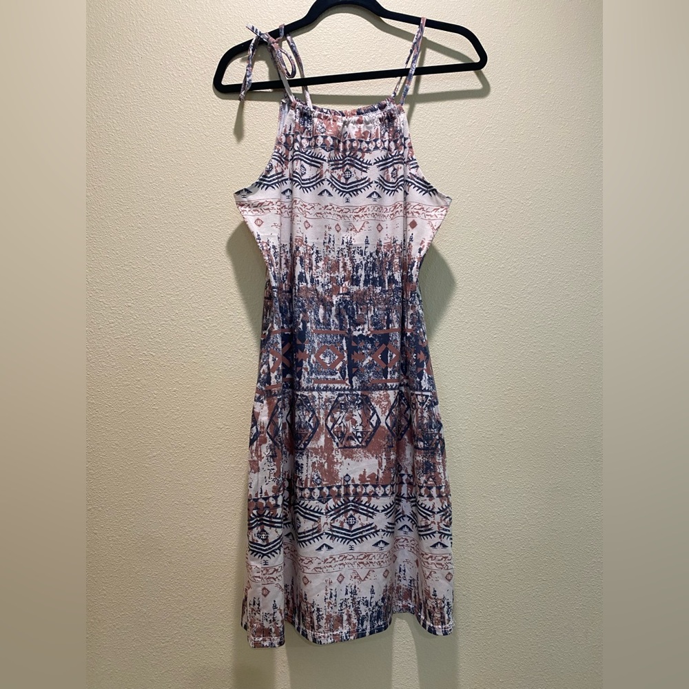Printed neck tie stretch sundress Size small
